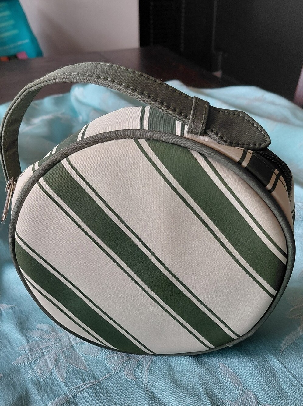 Round Striped Travel Bag - Green and White